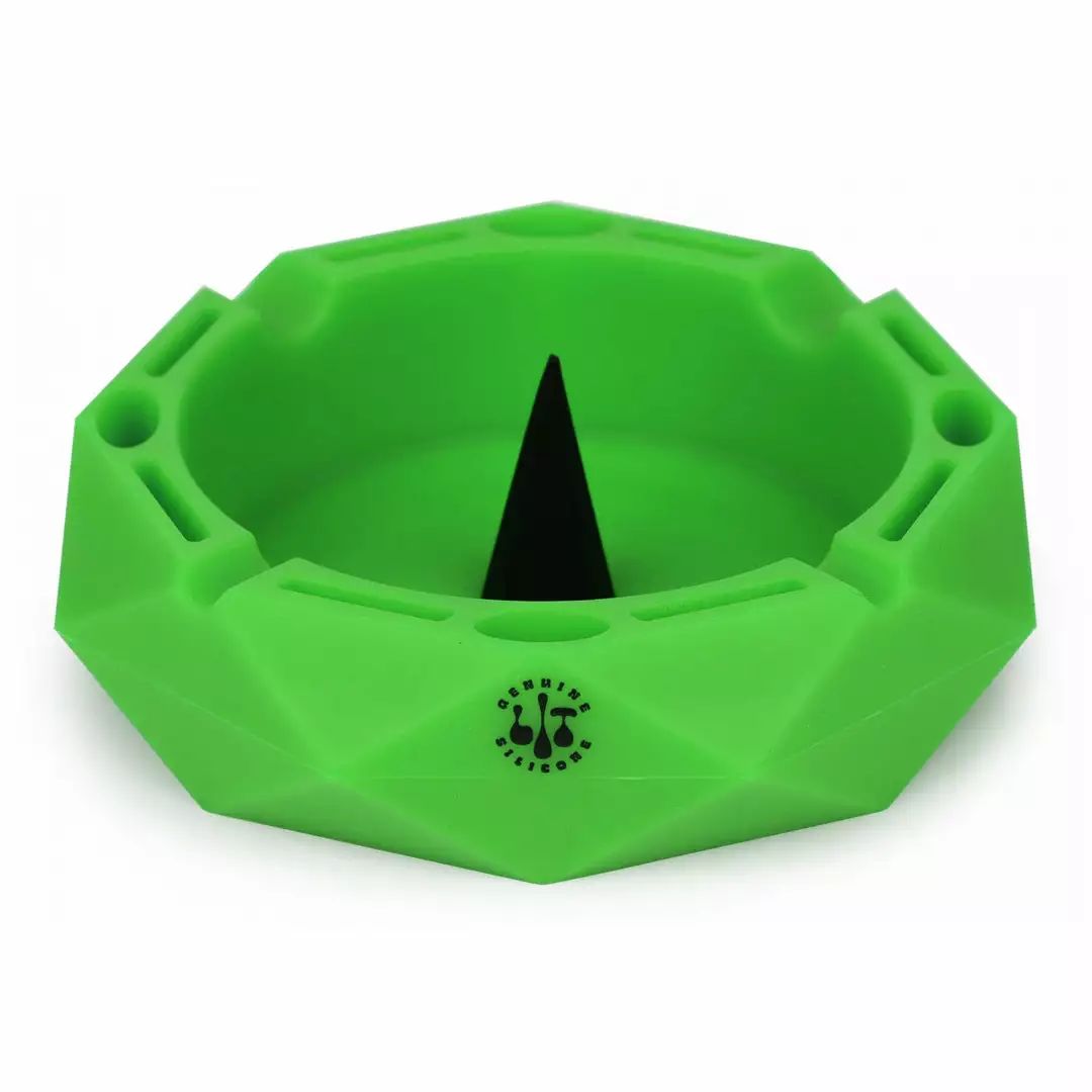West Coast Gifts Lit Silicone 5" Round Ashtray W/ Debowler